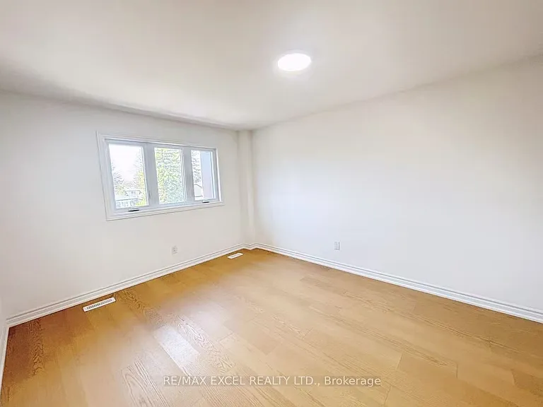 11 Plaisance Rd #5 — Photo 20