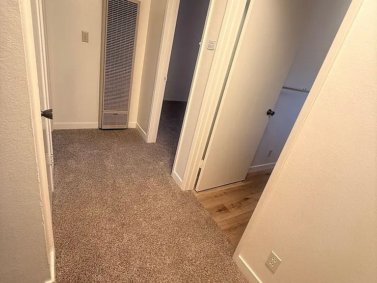 601 E Pine Ave — Photo 12