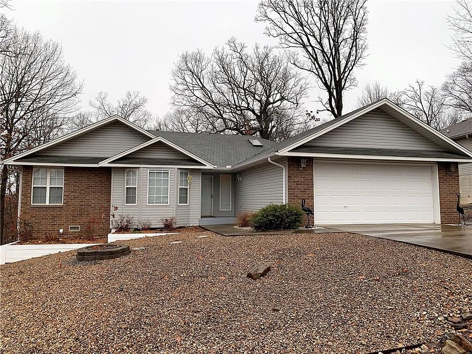 1st image of 10 Campbell Ln