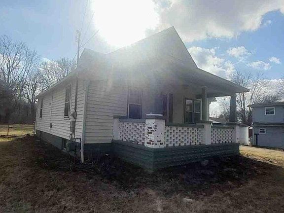 2nd image of 3329 E High St