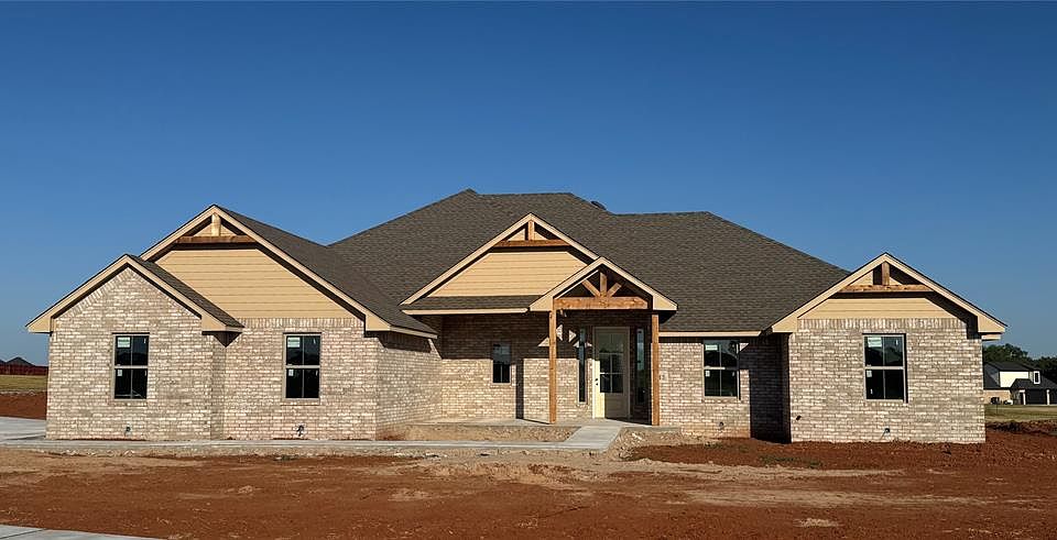 1st image of 942 Layton Way