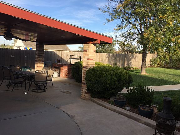 covered back patio/grill