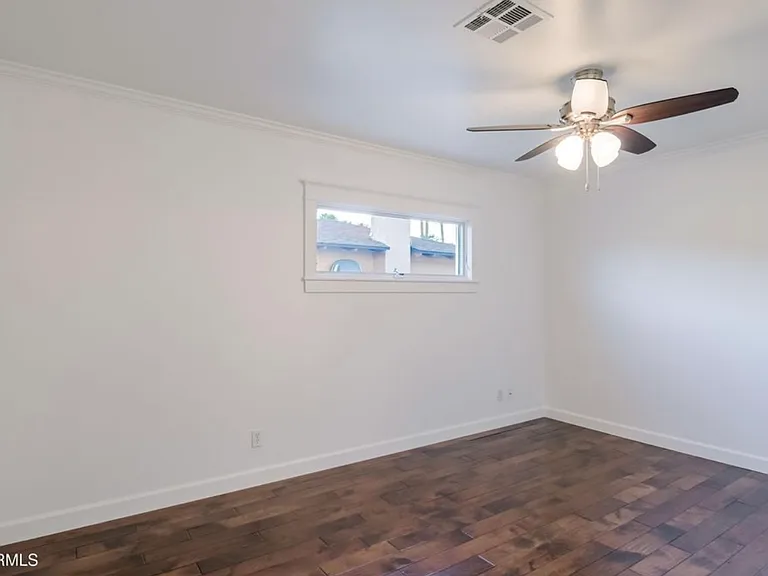 5328 E Pinchot Ave — Photo 11