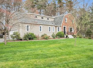 49 Sleigh Rd, Chelmsford, MA 01824