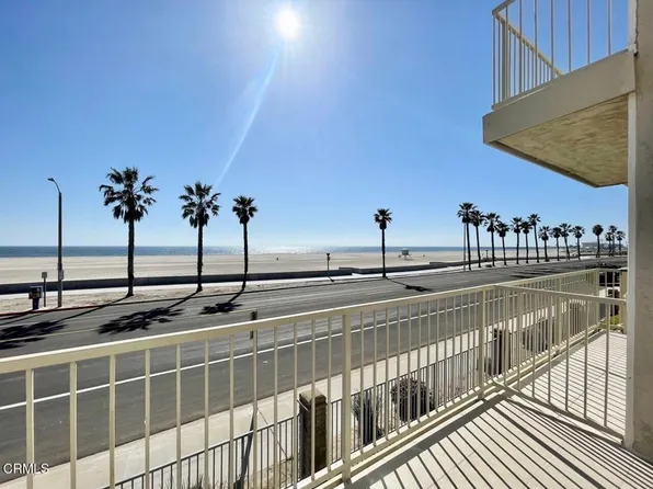 277 E Surfside Dr, Port Hueneme, CA 93041