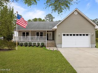 583 Hardison Dr, Arapahoe, NC 28510