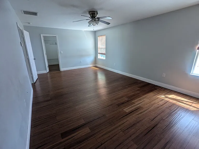1628 Strathmore Cir — Photo 6