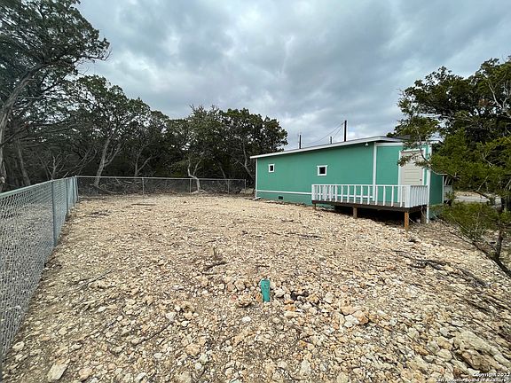 2nd image of 502 18th St E