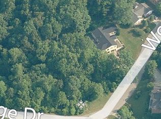 222 Woodbridge Dr, Charleston, WV 25311