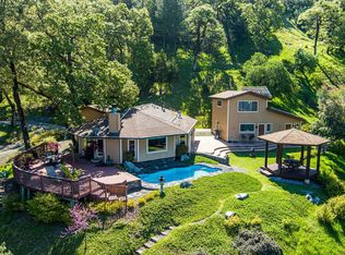 1025 Little Buck Mountain Rd, Garberville, CA 95542