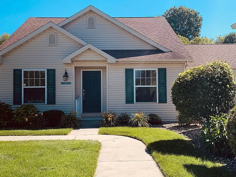 3524 Durham Ln — Photo 1