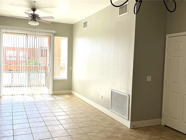 19 E Agate Ave #502 — Photo 12