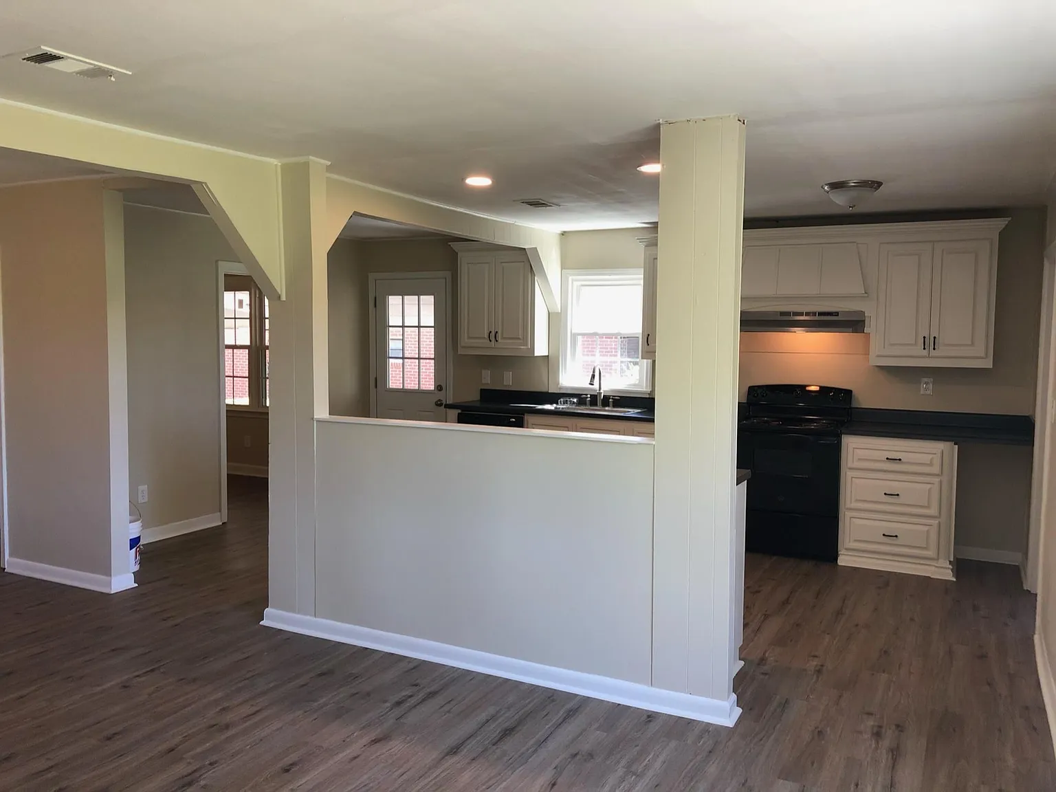 4 bed, 1450 sqft, $1,550 — Photo 3