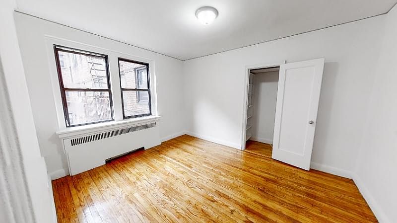 1st image of 300 Hayward Ave APT 4L