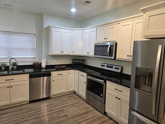 2nd image of 4034 Waterfield Ln