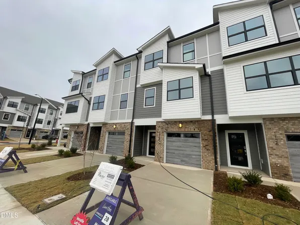 1128 Bacchanal Ln, Morrisville, NC 27560