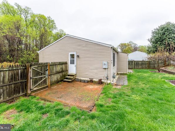5364 Laura Belle Ln, Fairfax, VA 22032