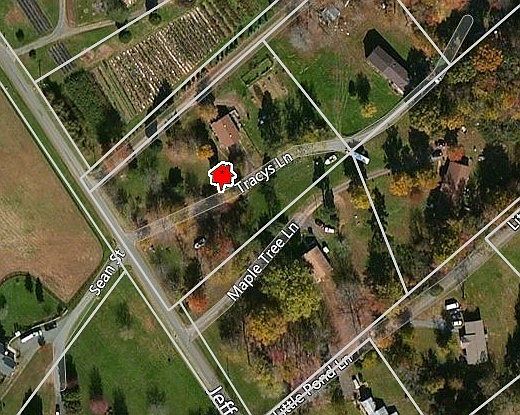 1st image of 18370 Tracys Ln