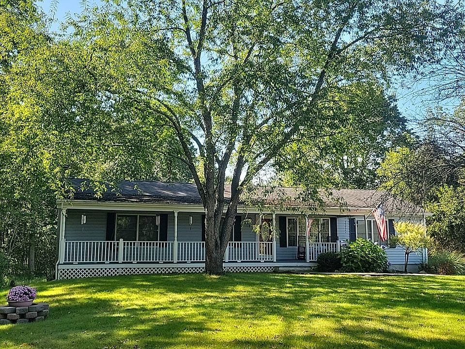 1st image of 56 Maple Ave