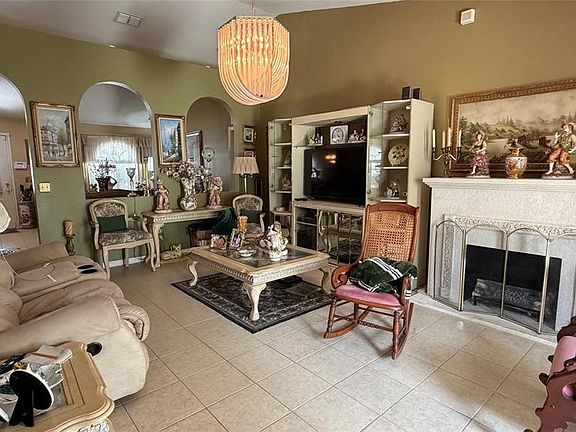 4th image of 3690 Wellington Pl
