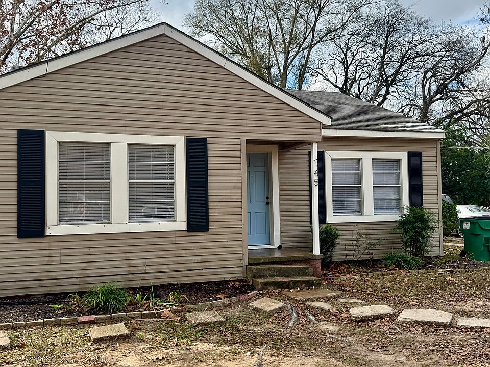 Exterior - pending lawn clean up