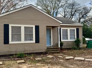 745 N Sunset St, Carthage, TX 75633