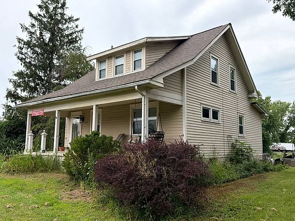 3rd image of 2526 Jordan Rd