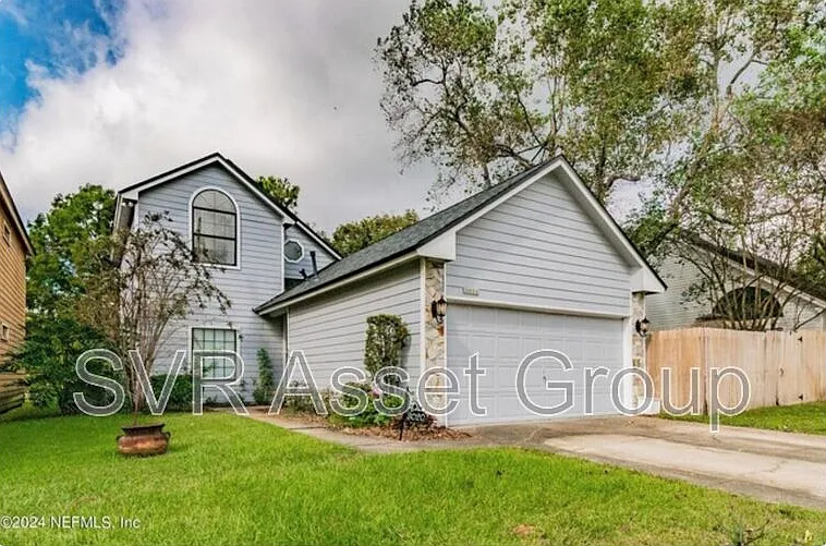 3020 Lantana Lakes Dr E