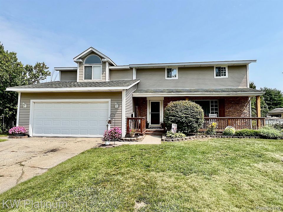 1st image of 3122 S Charmwood Dr