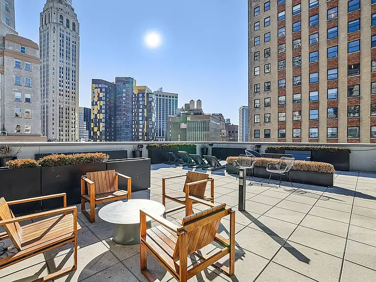 20 Broad St #2106 — Photo 18