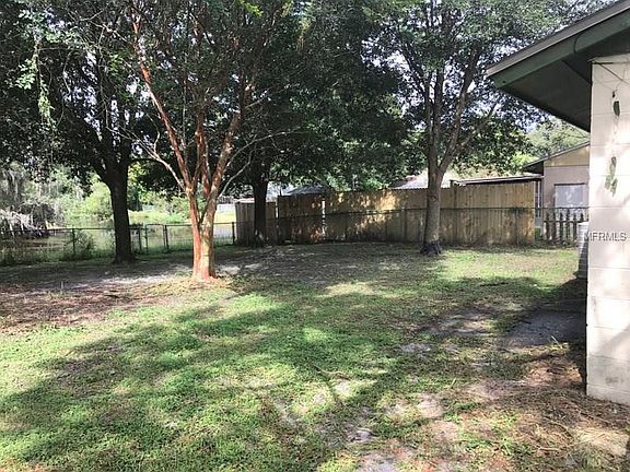 2nd image of 3022 Cedaridge Dr
