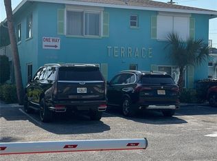 117 7th St N UNIT 11, Bradenton Beach, FL 34217