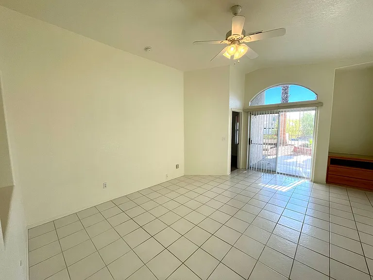 2164 Hi Jolly Dr — Photo 7