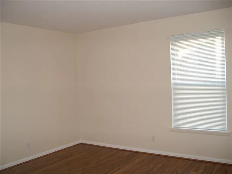 2116 Hobbs Rd #N12 — Photo 8