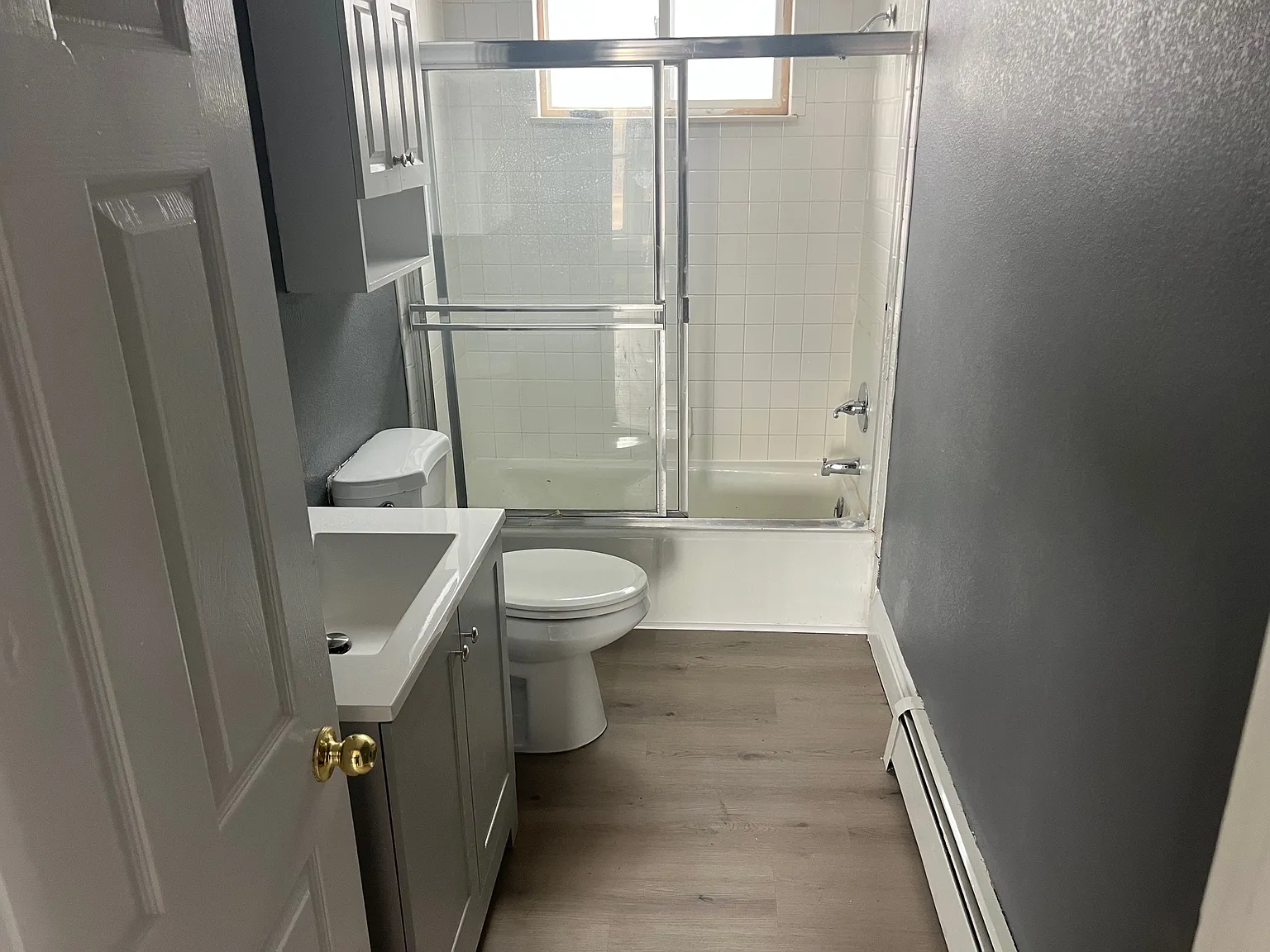 4 bed, 1200 sqft, $1,950 — Photo 2