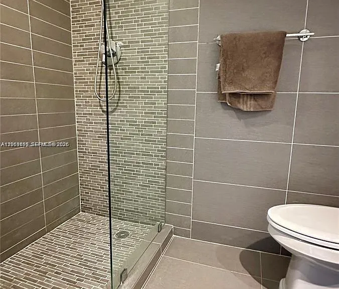5161 Collins Ave #1017 — Photo 21