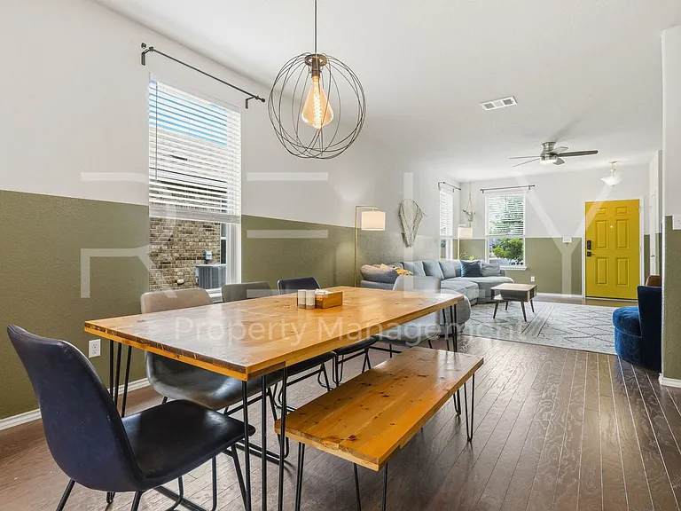 1600 Cliffbrake Way — Photo 18