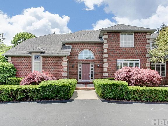3rd image of 2229 Heatherwood Dr