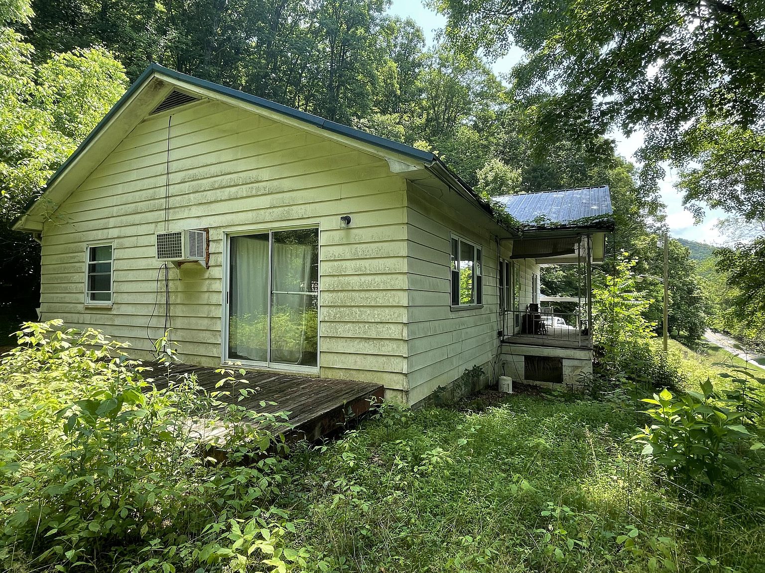 125 East Frk, Harts, WV 25524 Zillow