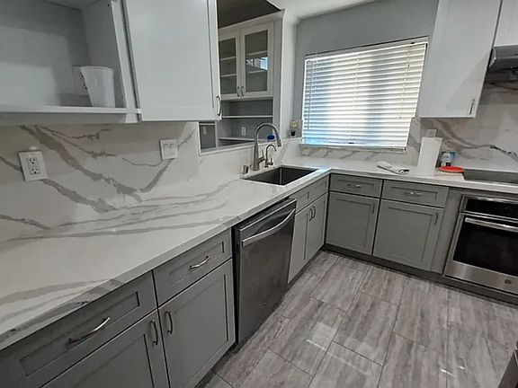 5th image of 34628 Creekwood Ter