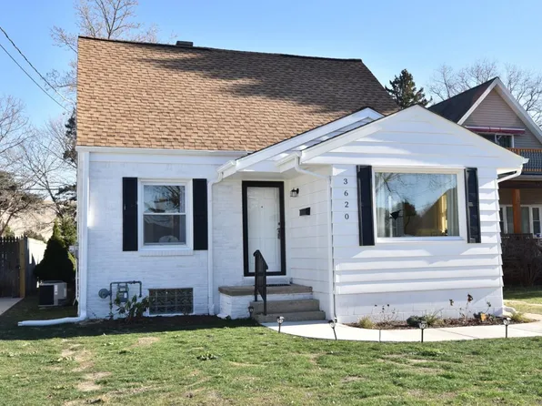 3620 South Ellen STREET, Saint Francis, WI 53235