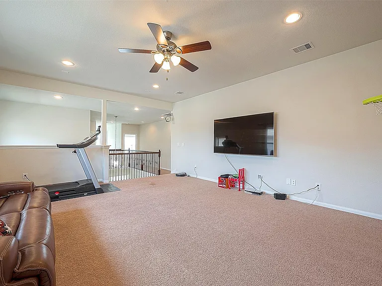 15627 Huddleston Dr — Photo 21