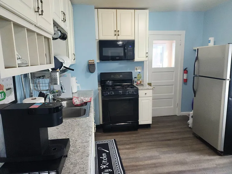 2605 W 41st St #UP — Photo 7