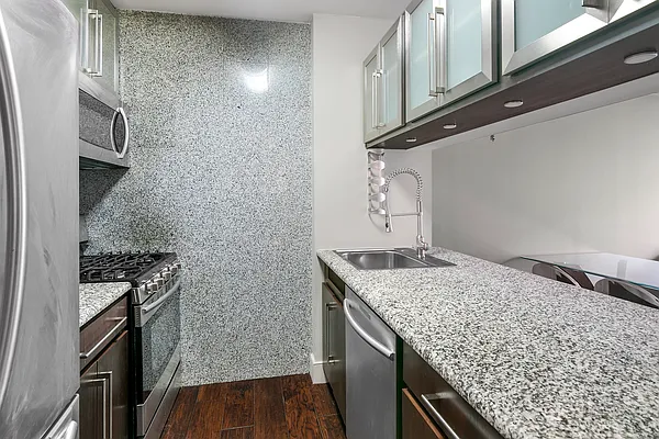 Rented by Brown Harris Stevens | media 8