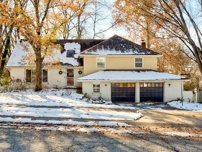 533 Pleasant Ave, Leavenworth, KS, 66048