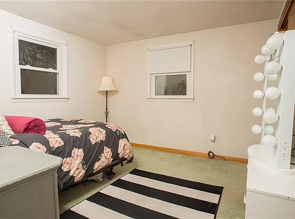 5th image of 7 Saint Anne Dr