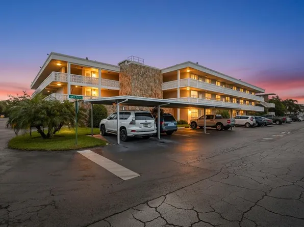 5095 Bay St NE APT 210, Saint Petersburg, FL 33703