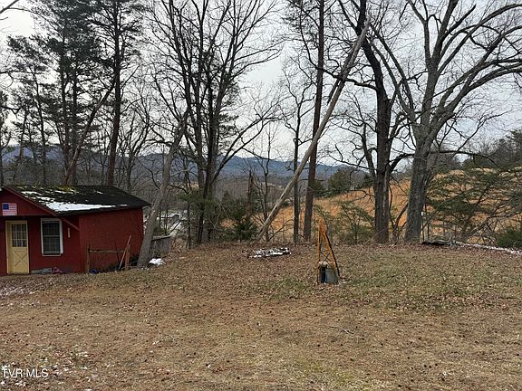 2nd image of 2160 Little Meadow Creek Rd