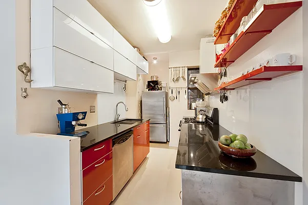 Sold by Nest Seekers International | media 13