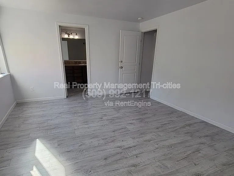 5142 Monica St — Photo 11